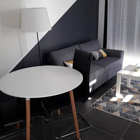 Logement neuf de 40 m², équipé et confortable Croix-Chapeau Exterior foto
